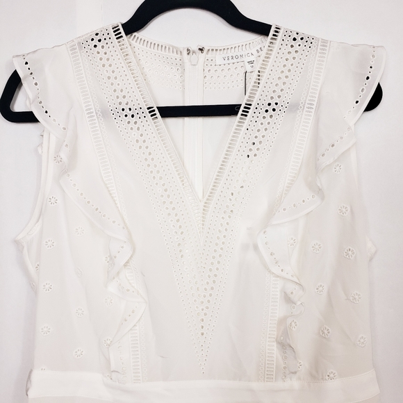 🆕️ Veronica Beard Brooke V-neck silk top - Picture 3 of 9